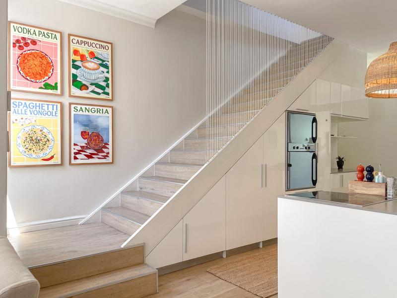 4 Bedroom Property for Sale in Sea Point Western Cape